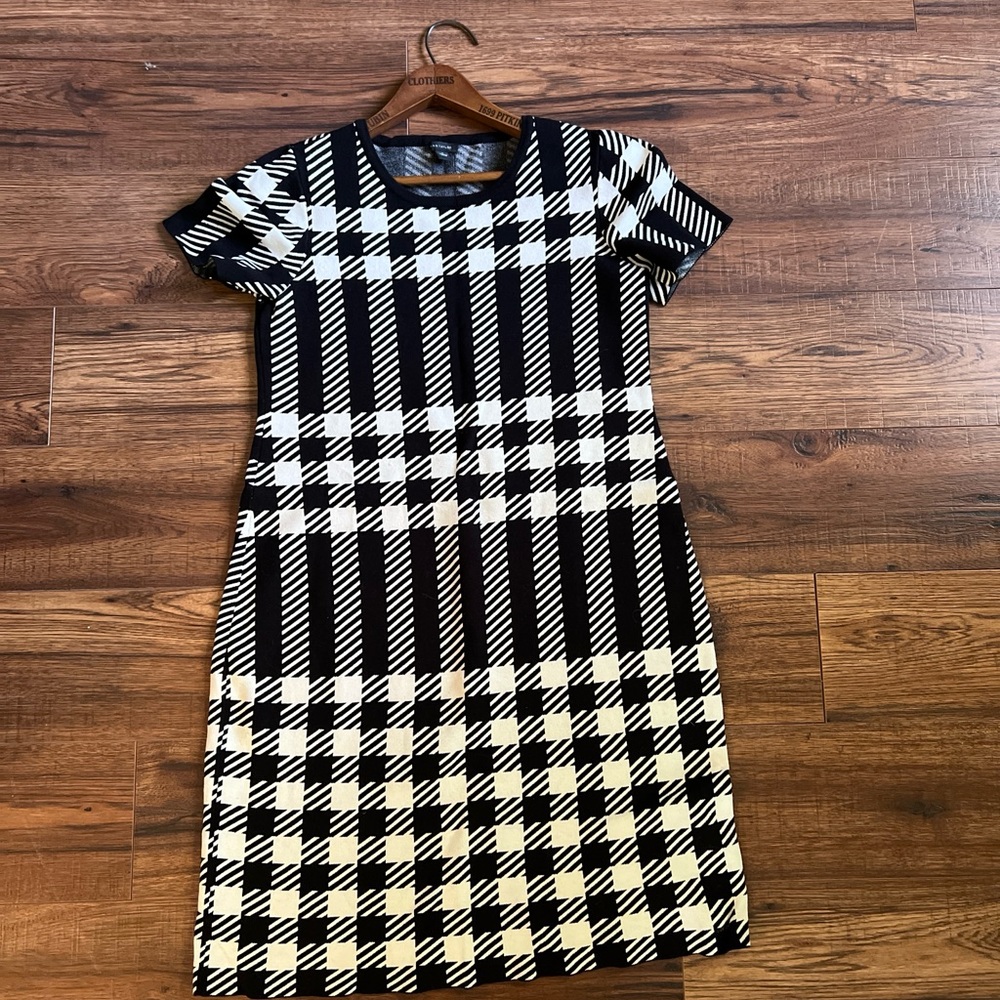 Ann Taylor Houndstooth Plaid Midi Dress